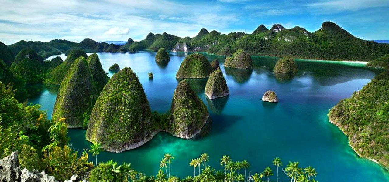 Raja Ampat – Not Just an Exciting Vacation Place but a  Top 10 Diving Spot